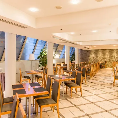 Hotell Hestia Ilmarine 4*